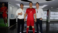 Ronaldo sendiri yang meresmikan Museu CR7. Dia bilang, ini adalah tempat untuk menyimpan koleksi trofi dan penghargaan yang didapat serta tempatnya berbagi dengan para pennggemarnya (Facebook/Museu CR7)