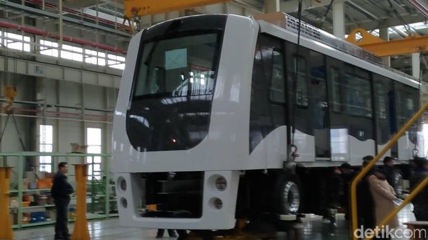 Pakai Skytrain, dari Terminal 2 ke Terminal 3 Hanya 3 Menit