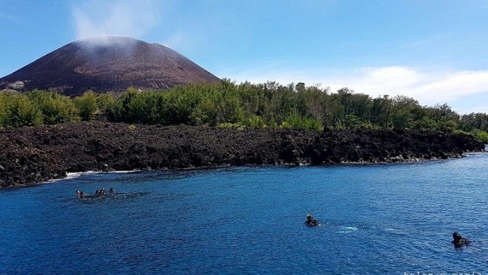 Pulau Sebesi di Krakatau
