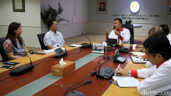 Tuntutan Menpora kepada PBSI: Berbenah!