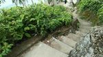 Potret Instagenic Pantai Sumur Tiga yang Punya Air Tawar