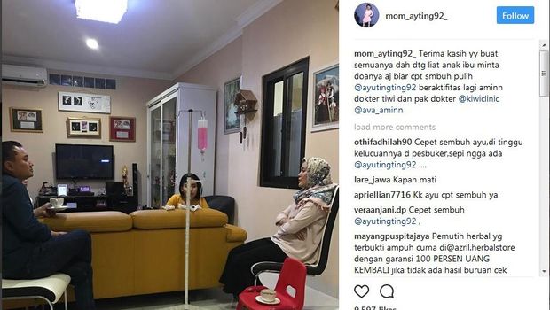 Ibunda Mohon Doa untuk Kesembuhan Ayu Ting Ting