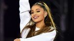 Gaya Seleb Salat Tarawih hingga Aksi Musisi di Konser Amal Manchester
