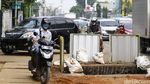 Ada Galian Saluran Air Jalan Jatinegara Makin Macet