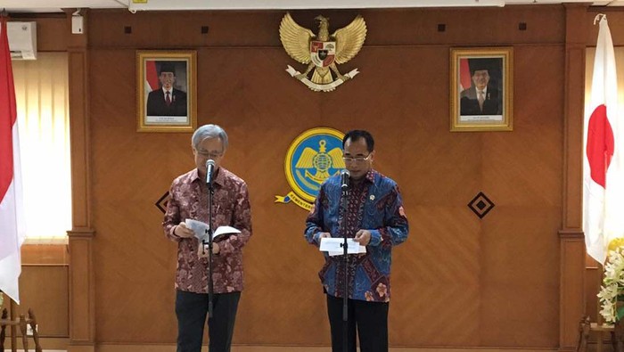 Menhub Serah Terima Bantuan Sistem Navigasi Selat Malaka dari Jepang