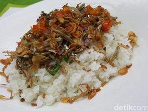 Nasi Liwet hingga Tumis Oyong Teri, 5 Resep Teri Enak Untuk Buka dan Sahur