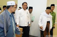 MUI Keluarkan Fatwa Soal Penggunaan Media Sosial