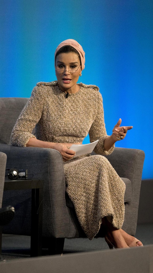 Qatars Sheikha Moza bint Nasser speaks during the first focus event on education at the Supporting Syria and the Region conference at the Queen Elizabeth II Conference Centre on February 4, 2016 in London, England. World leaders including British Prime Minister David Cameron and German Chancellor Angela Merkel will gather for the 4th annual donor conference in an attempt to raise £6.2bn GBP to those affected by the war in Syria.  (Photo by Matt Dunham - WPA Pool /Getty Images)