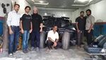 Pria Ini Sulap Mobilnya Jadi Mobil Batman