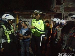 Balap Liar di MERR Dibubarkan, Dua Bandar Diamankan
