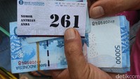 Total uang pecahan yang diterima akan terbagi masing-masing dalam satu bundel uang pecahan Rp 2 ribu, Rp 5 ribu, Rp 10 ribu dan Rp 20 ribu.