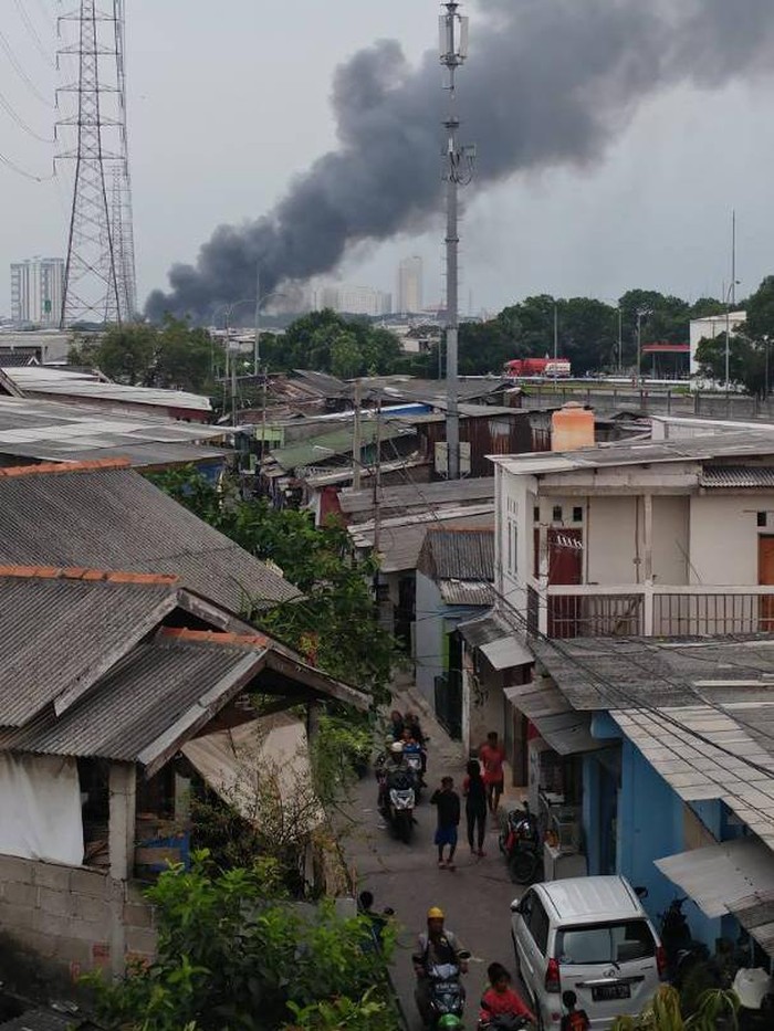 Permukiman di Tanah Merah Jakut Terbakar, 13 Damkar Meluncur