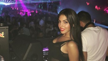 Dia pernah tinggal di London untuk belajar bahasa Inggris. Foto: Instagram