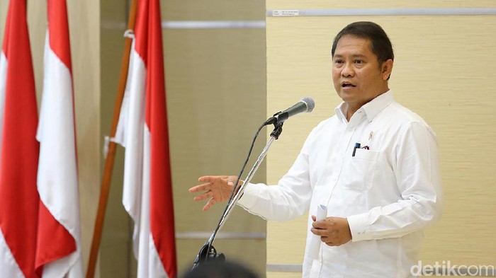 Menteri Komunikasi dan Informatika Rudiantara. Foto: Ari Saputra/detikINET Menteri Komunikasi dan Informatika Rudiantara. Foto: Ari Saputra/detikINET