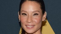 Bintang film Charlies Angels ini pernah mengungkapkan pada US Weekly, Semacam roh turun dari --hanya Tuhan yang tahu– dan bercinta dengan saya. Foto: Matt Winkelmeyer/Getty Images