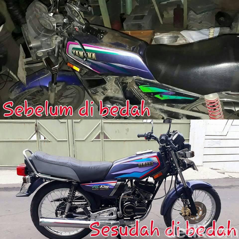 Sekelompok pecinta motor Yamaha RX King membedah motor RX King milik seorang pengendara Go-Jek tanpa biaya