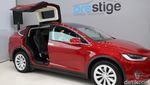 Mobil Listrik Tesla Model X Mengaspal di Jakarta
