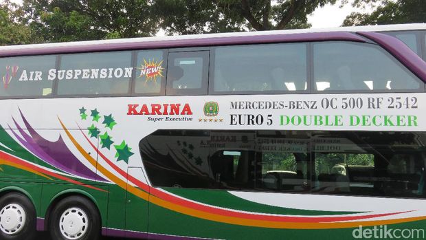 Bus Tingkat Mercy Lorena