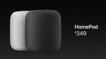 HomePod diperkenalkan pada Juni lalu, sebagai sebuah speaker pintar yang punya banyak fitur layaknya Amazon Echo. Direncanakan meluncur Desember, rilis Homepod ditunda sampai tahun depan. Dan kabarnya, fungsinya tak secanggih Amazon Echo. Maka banyak pihak sudah kadung pesimis dengan Homepod. Foto: Apple