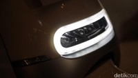 Lampu depan Viar Q1.