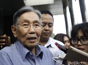 Kwik Kian Gie: Infrastruktur Asal Bangun, Tak Pikirkan Utang