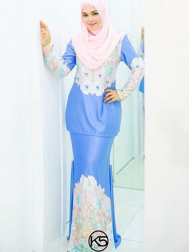 Foto: Gaya Hijab Siti Nurhaliza, Tetap Cantik Walau Sudah Punya Cucu