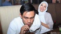 Ia hanya menyiapkan makanan untuk sang suami yang juga memiliki selera yang sama dengannya. Pool/Ismail/detikFoto.