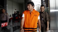 Fahd sedianya akan diperiksa penyidik KPK terkait kasus ini. Ia kemudian menyebut terpidana kasus ini, Zulkarnaen Djabar juga mengetahui kepada siapa saja dana mengalir.