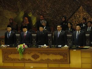 Pimpinan DPR Dinilai Keok di Hadapan Setya Novanto