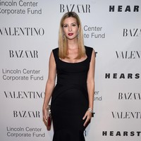 Ivanka Trump menghadiri sebuah malam untuk menghormati Valentino di Lincoln Center Corporate Fund Black Tie Gala pada tanggal 7 Desember 2015 di New York City. (Foto: Dimitrios Kambouris / Getty Images)