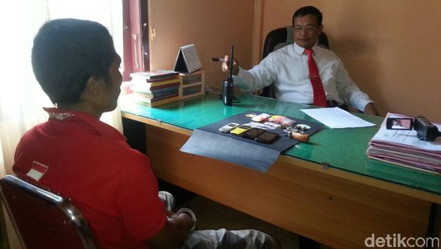  Polisi menangkap Rudi Hartono (36), pengedar sabu di Ogan Ilir
