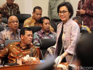 Sri Mulyani: Industri Keuangan Syariah di RI Masih Kecil