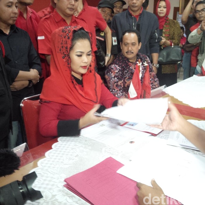 Bertepatan Hari Lahir Sukarno, Puti Guntur Daftar Pilgub Jabar