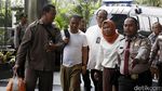 6 Orang yang Ditangkap KPK Tiba di Jakarta