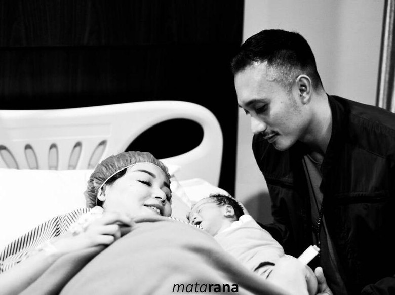 Lahirkan Anak Kedua Secara Caesar, Soraya Larasati Bak Nonton Film Lahirkan Anak Kedua Secara Caesar, Soraya Larasati Bak Nonton Film