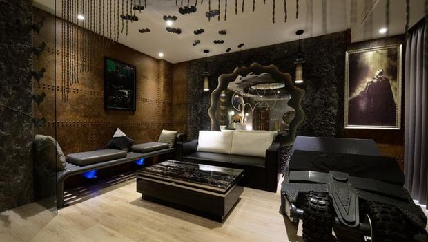 Jadi Batman Semalam di Hotel Taiwan, Mau?