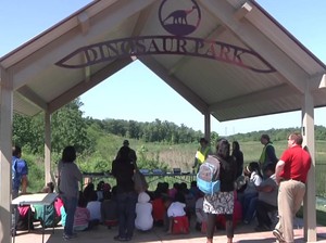 Wisata Menggali Tulang Dinosaurus, Mau?