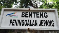 Di depan benteng terdapat sebuah plang milik PNPM. Tertulis jelas bahwa benteng ini bekas peninggalan Jepang (Bonauli/detikTravel)