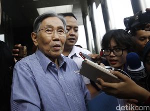 Kwik Kian Gie: Saya Tak Dukung Sana dan Sini