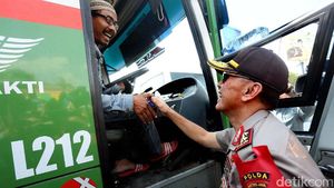 Kapolda Metro Jaya Cek Jalur Mudik di Bekasi