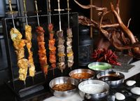 Ada Nasi Kebuli dan Beef Shawarma Gurih Berbuka Puasa di Sini