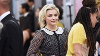 Tatapannya membius para lelaki kala hadir di CFDA Fashion Awards 2017 di Hammerstein Ballroom, New York, AS. Soal Prilly yang ngefans Chloe memang wajar. Foto: Roy Rochlin/Getty Images