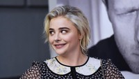 Soal Prilly yang ngefans dengan Chloe memang wajar. Jika dilihat, garis wajah mereka punya kesamaan yang kentara. Postur tubuhnya juga mirip karena imut. Foto: Roy Rochlin/Getty Images
