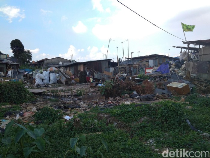 Ada Bedeng Kumuh di Jatipadang Jaksel, Begini Penjelasan Lurah