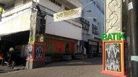 Foto jadul hitam putih ini menggambarkan sejarah perjalanan Kampung Batik dari zaman dulu sampai sekarang. Keren! (Angling/detikTravel)