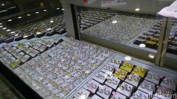 Harga Perhiasan Naik, Bikin April Inflasi 0,10%