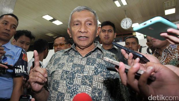 Bola Panas Mahfud MD ke Amien Rais Sampai PKS