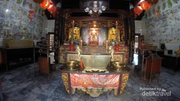 Klenteng Hok An Kiong di Surabya