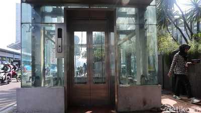 Lift Rusak di Halte Tosari dan Sarinah Tak Kunjung Diperbaiki