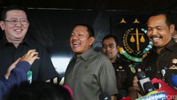 Menurutnya, kekurangan dalam berkas perkara baik dari formil maupun materil. Bisa dari alat bukti maupun keterangan saksi yang sempat tertunda.